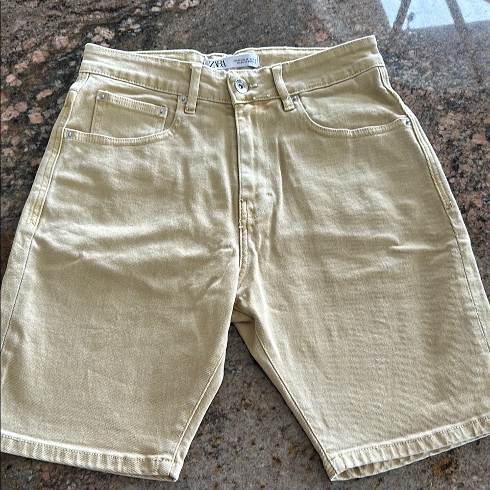 Zara Men's Tan Shorts